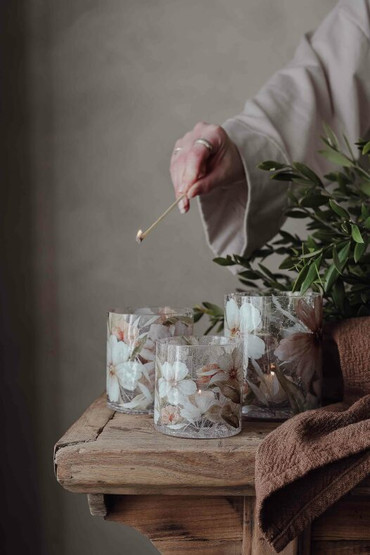 Floral lyhty pieni
