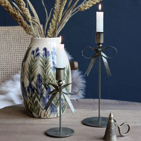 Kynttilänjalka rusetilla (pieni)