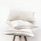 Tyynypäällinen sydämillä