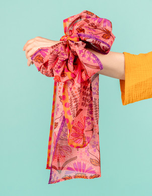 Yrttitarha-huivi vaaleanpunainen