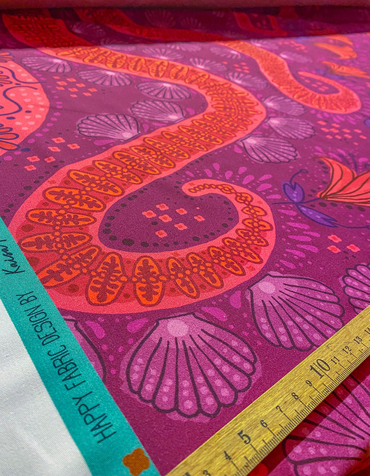 Ateena-puuvillasatiini karhunvatukka