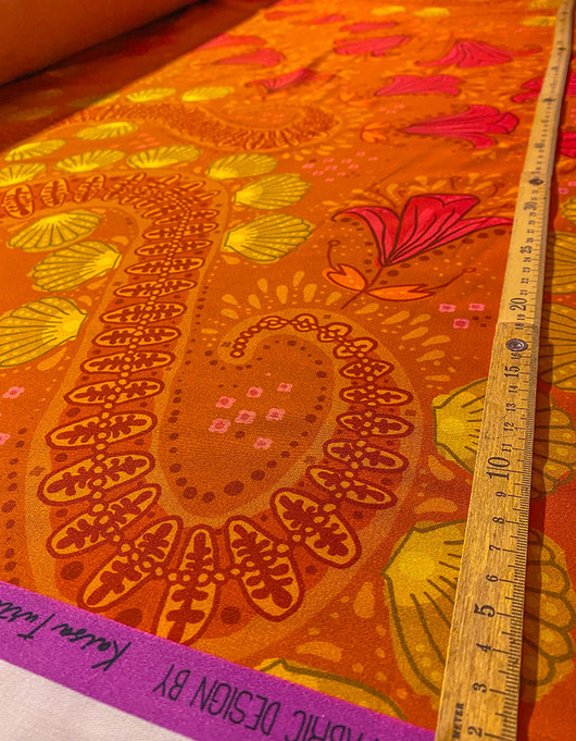 1 m pala Ateena-puuvillasatiini oranssi