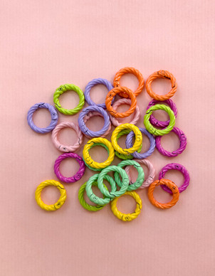 Avainrengas värikäs 20 mm