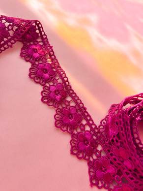 Pitsinauha 30 mm tumma fuksia
