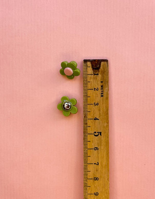 Kukkanappi 14 mm oliivi