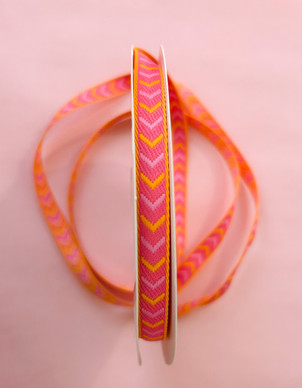 Kuvionauha 10 mm kelta-vaaleanpunaiset nuolet