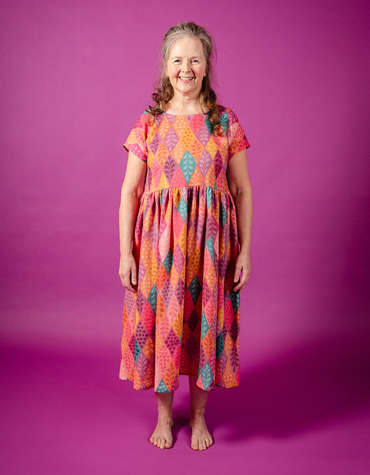 Maisa-mekko värikäs