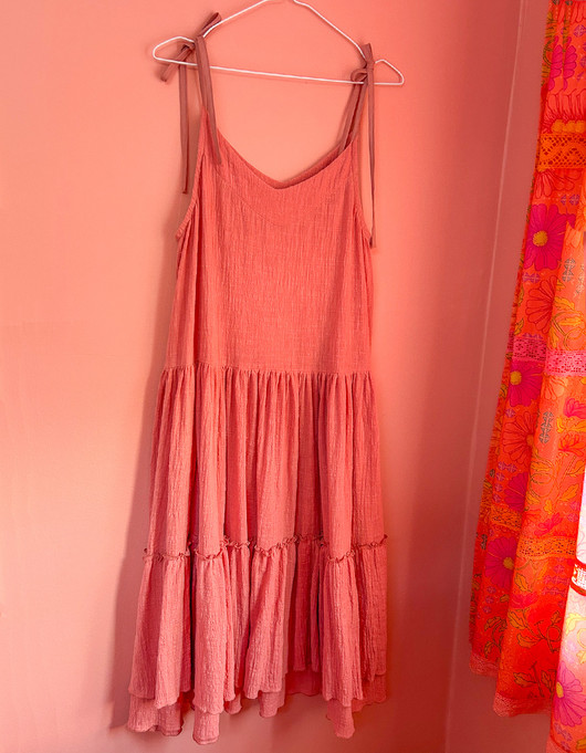 Mamselli-mekko vaaleanpunainen