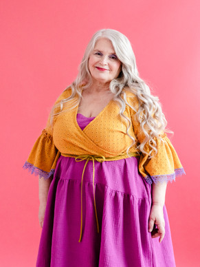 Puuvillamusliini kirjailtu keltainen, kakkarakuvio