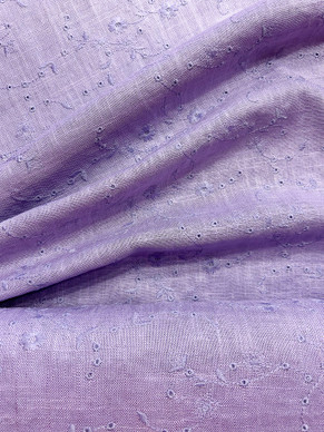 Pellavakangas kirjailtu syreeni