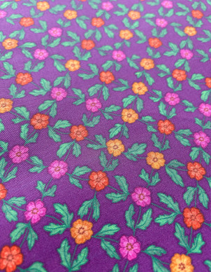 Pikkuruinen Kuisti-puuvillakangas violetti