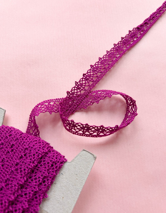 Pitsinauha 12 mm tumma fuksia