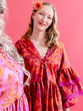 Pomppaduuri-puuvillasatiini tiili