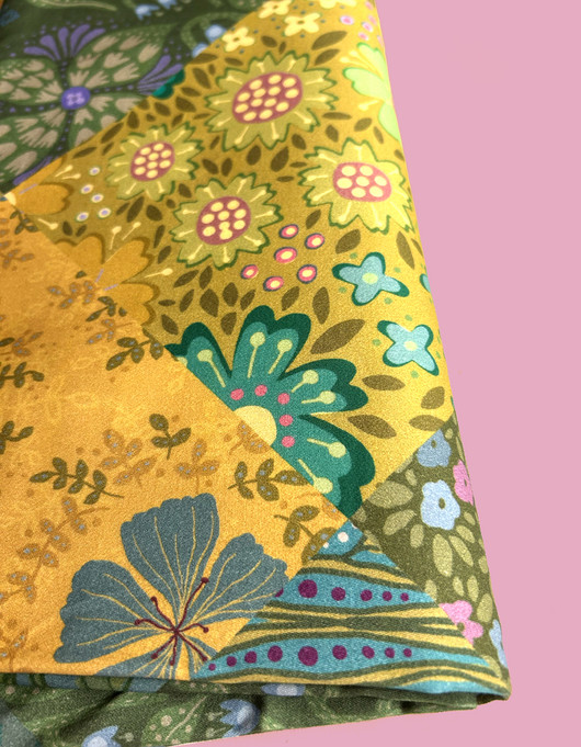 Pussilakana vihreäsävyinen Tilkkutäkki