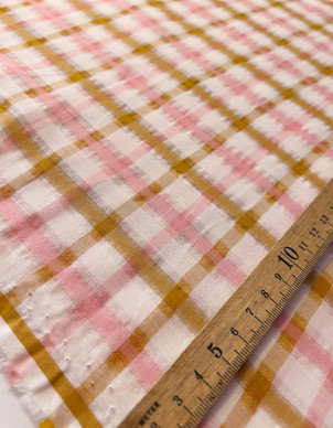 Ruudullinen puuvillakangas kermanvaalea