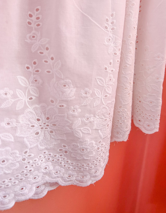 Sanukka-hame valkoinen