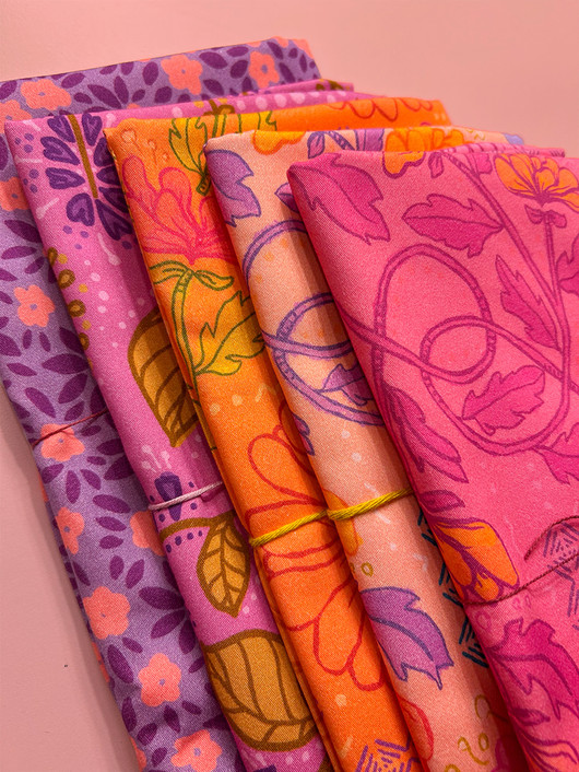 Tyynyliina vaaleanpunainen Aliisan kukkala