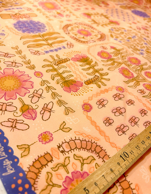 Pariisi-puuvillavoilee vaalea persikka