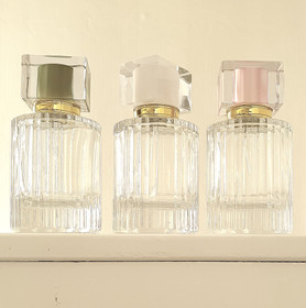 50 ml lasinen hajuvesipullo (suihkepullo)