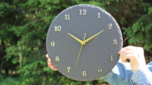 KOTA® -Stone - kivikuvioinen 3D-tulostettu seinäkello