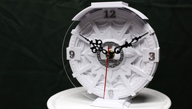 KOTA® -Spider v2 - hämähäkkimäinen 3D-tulostettu kello 