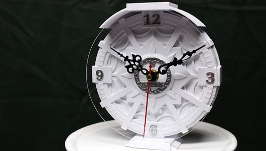 KOTA® -Spider v2 - hämähäkkimäinen 3D-tulostettu kello 