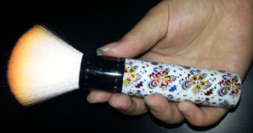 Puuteri- ja mineraali meikkisivellin (Oranssi-Kukikas)