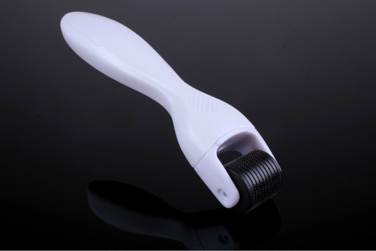 DRS Dermarolleri 600 neulaa, titanium 1,5mm