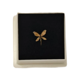 Peggy Sage Kynsilävistyskoru – Keiju (18K Kultaa)