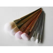 Siveltimet & meikkaustarvikkeet