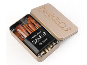 Urban Decay Naked 3 Meikkisivellinsetti 12kpl – Kompakti & Ylellinen