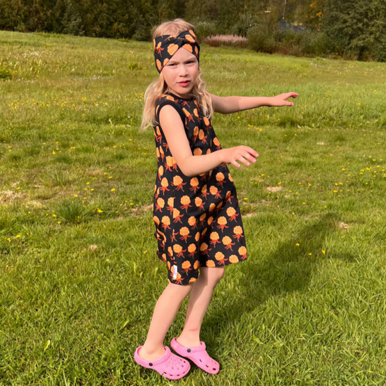 USVA liivimekko HILLAT musta 86-152cm