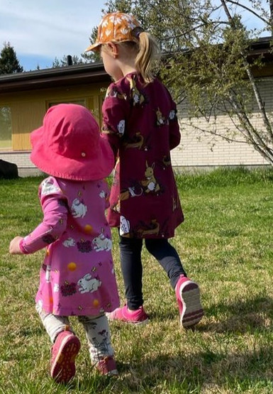 LAINE mekkotunika METSÄVÄEN TEEHETKI viininpunainen 122/128cm joustocollege