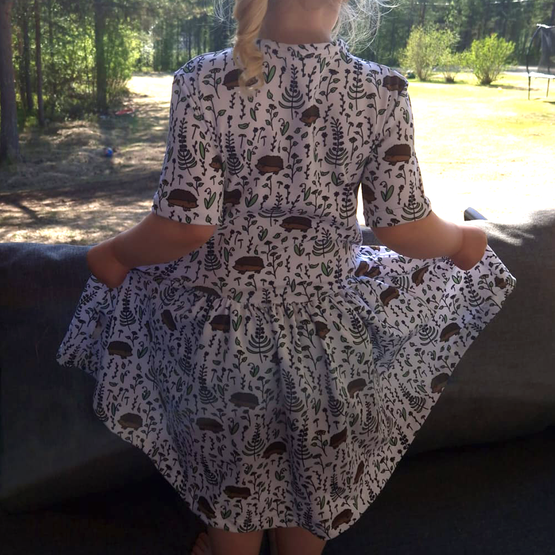 KAARNA mekko SIILINIITTY 86-152cm lyhyt- tai pitkähihainen trikoo