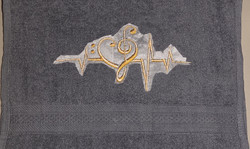 Hearthbeat Sydämensyke - TiXu's BlinG Towel Collection