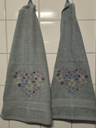 Nassut & Tassut - TiXu's BlinG Towel Collection