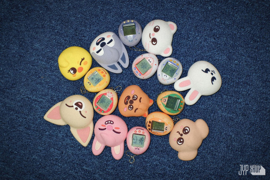 STRAY KIDS - SKZOO - TAMAGOTCHI & CASE SET