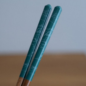 Naapurini Totoro - Lakatut vihreät syömäpuikot