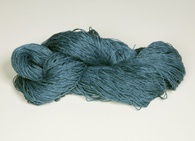 Veera linen yarn Light blue