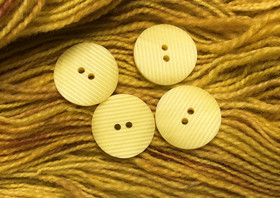 Muovinappi kohoraita