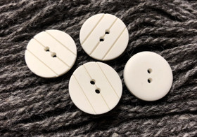 3-urainen muovinappi