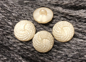 Pirunnyrkki kantanappi