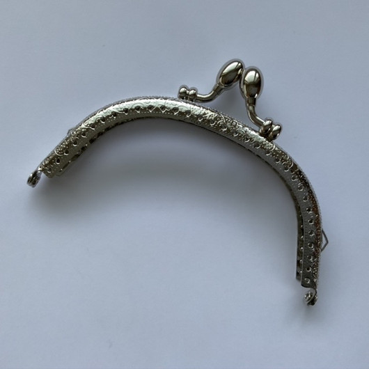 Ommeltava kassinkehys 14cm