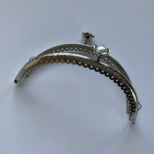 Ommeltava kukkaronkehys 10,5cm