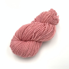 Kasvivärjätty villalanka Vaaleanpunainen