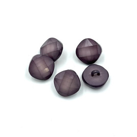 Ruskea timanttisärmä kantanappi