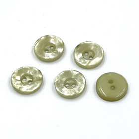 Oliivinvihreä helmiäis muovinappi 