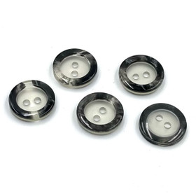 Harmaa kuvioitu muovinappi 