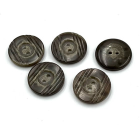 Ruskea urainen nappi 