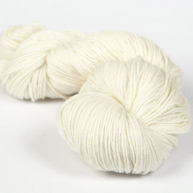 Sivilla Luonnonvalkoinen